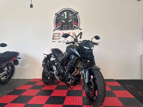YAMAHA MT-03 ABS YAMAHA MT-03 ABS
